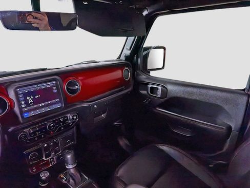 Used 2022 Jeep Wrangler Unlimited Rubicon w/ Cold Weather Group image 25