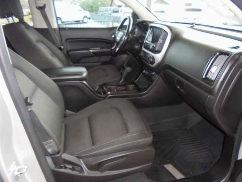 Used 2019 GMC Canyon SLE w/ SLE Convenience Package image 8