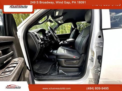 Used 2021 RAM 5500 Tradesman w/ Chrome Appearance Group AWD/4WD image 9