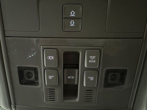 Used 2021 Volkswagen Atlas SEL FWD image 41