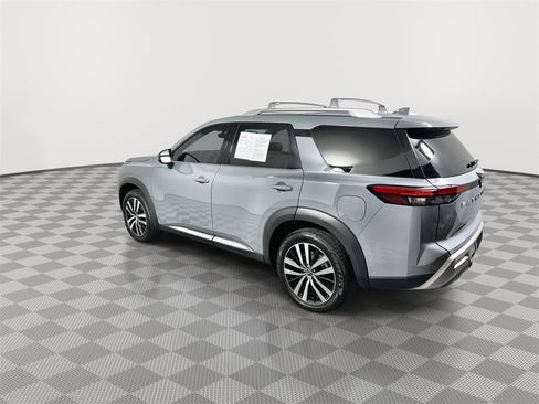 Certified 2023 Nissan Pathfinder Platinum image 6
