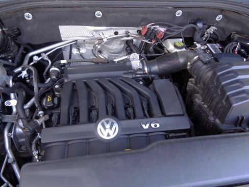Used 2022 Volkswagen Atlas SEL AWD/4WD image 17