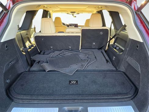 Used 2023 INFINITI QX60 Sensory w/ Cargo Package image 9