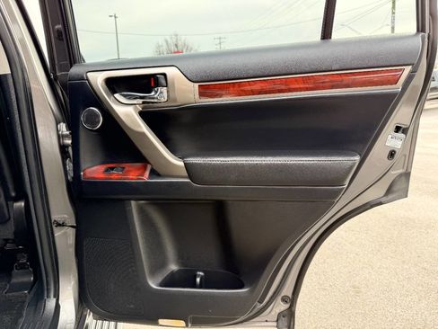 Used 2012 Lexus GX 460 Premium image 33