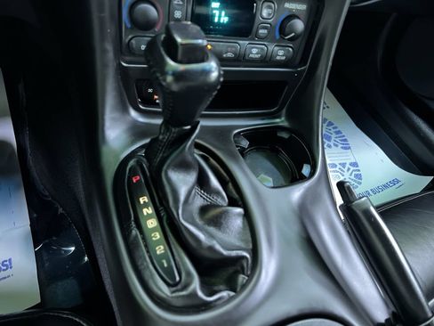 Used 2004 Chevrolet Corvette Coupe w/ Roof Package RWD image 23