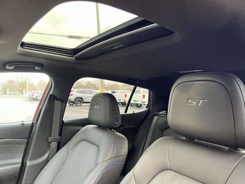 Used 2024 Buick Envista Sport Touring w/ Convenience I Package image 22