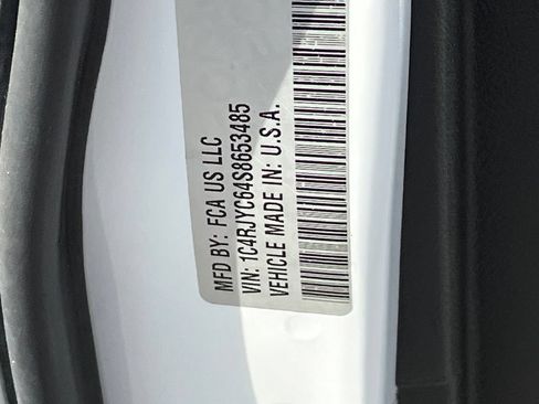 Used 2025 Jeep Grand Cherokee Trailhawk w/ Advanced Protech Group II AWD/4WD image 29