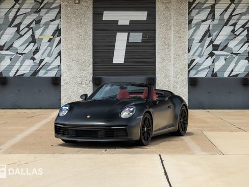 Used 2020 Porsche 911 Carrera S RWD image 5
