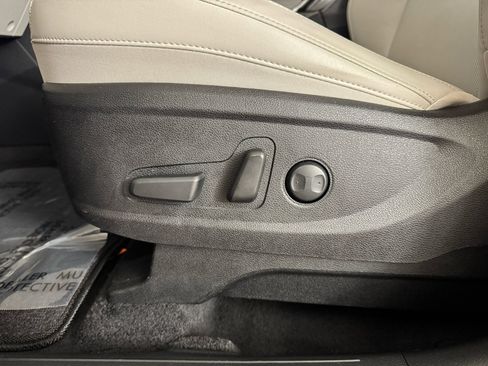 Used 2023 Kia Telluride S image 14