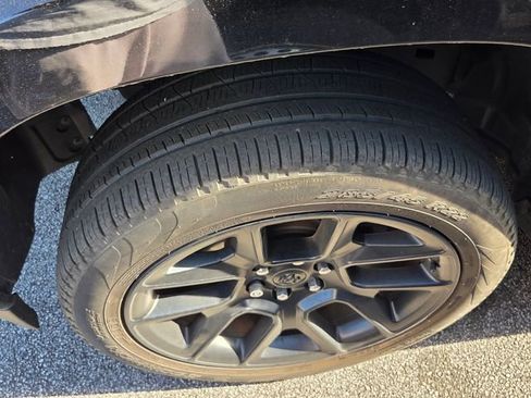 Used 2022 RAM 1500 Laramie image 4