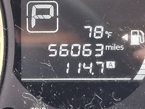 Used 2015 Nissan Versa Note SR FWD image 15