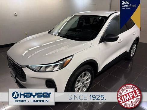 Used 2023 Ford Escape Active AWD/4WD image 3