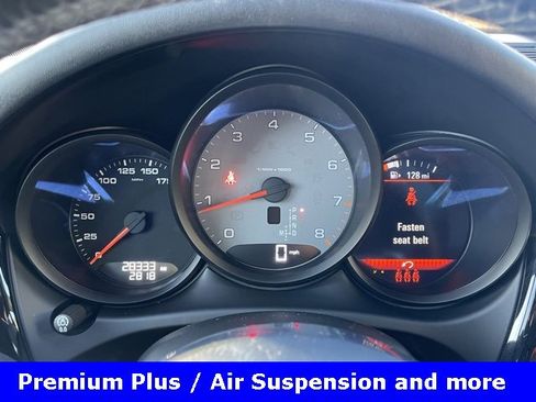 Used 2021 Porsche Macan S image 20