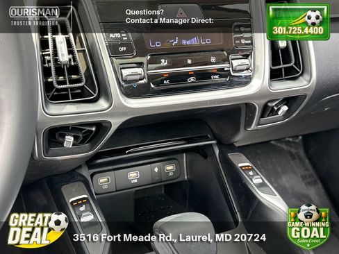 Used 2023 Kia Sorento S w/ Panoramic Sunroof Package AWD/4WD image 13