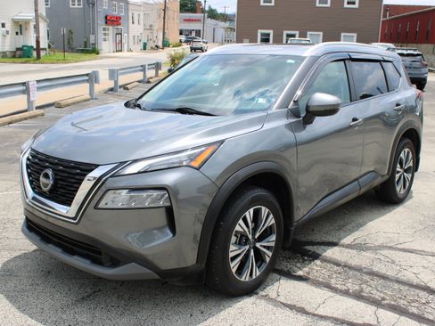 Certified 2022 Nissan Rogue SV w/ SV Premium Package AWD/4WD image 1