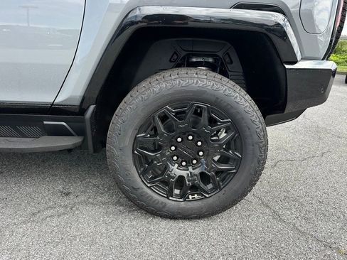 New 2026 GMC Hummer EV w/ LPO, Sport Package AWD/4WD image 38