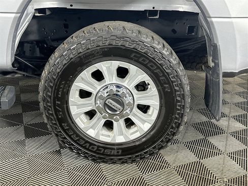 Used 2022 Ford F250 XLT w/ XLT Value Package image 34