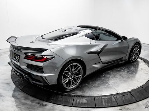 Used 2024 Chevrolet Corvette Z06 image 19