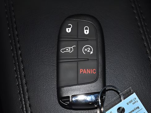 New 2026 Jeep Compass Limited w/ Sun, Sound & Navigation Group AWD/4WD image 22