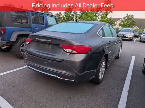 Used 2017 Chrysler 200 Limited Platinum w/ Comfort & Convenience Group FWD image 6