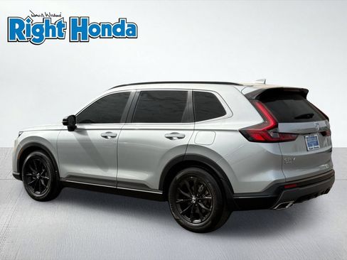 Used 2025 Honda CR-V Sport-L image 4