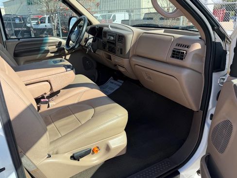 Used 1999 Ford F250 Lariat image 19