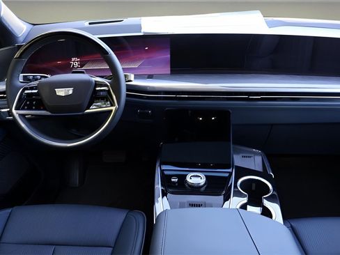 New 2025 Cadillac Escalade IQ Luxury 2 image 18