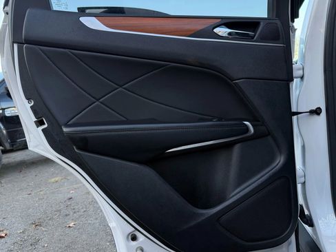 Used 2019 Lincoln MKC Reserve w/ MKC Climate Package image 18