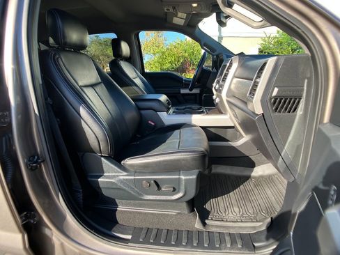 Certified 2021 Ford F250 Lariat w/ Tremor Off-Road Package image 7