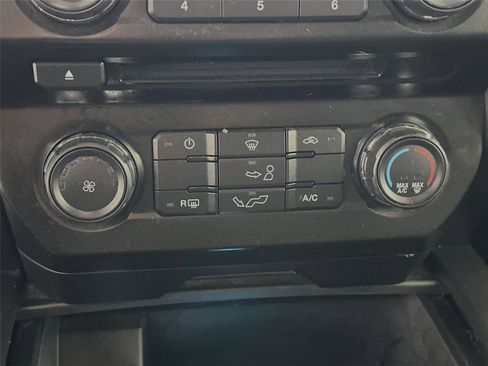 Used 2018 Ford F150 XL w/ Equipment Group 101A Mid AWD/4WD image 9