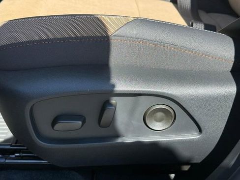 New 2026 Chevrolet Equinox ACTIV w/ Convenience Package III AWD/4WD image 14
