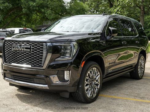 Used 2024 GMC Yukon Denali Ultimate w/ LPO, Floor Liner Package AWD/4WD image 14