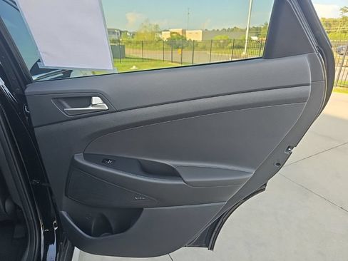 Used 2021 Hyundai Tucson Limited w/ Cargo Package FWD image 17