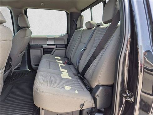 Used 2022 Ford F250 XLT w/ XLT Premium Package AWD/4WD image 18