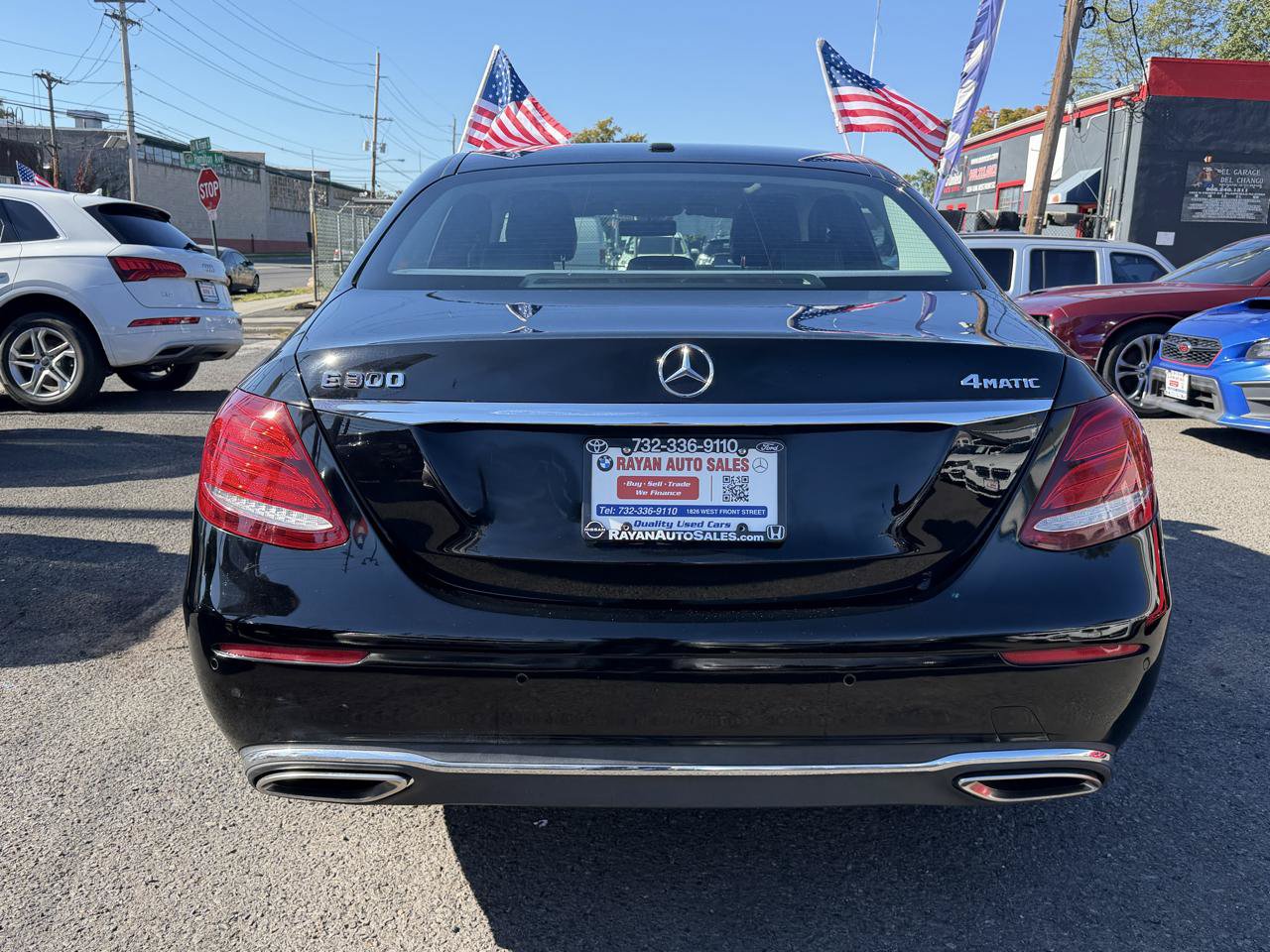 Used 2017 Mercedes-Benz E 300 4MATIC w/ Premium 1 Package image 9