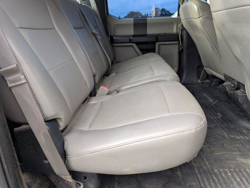 Used 2018 Ford F250 XL w/ Power Equipment Group AWD/4WD image 35