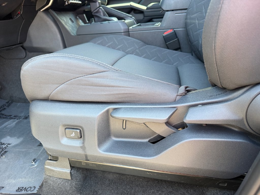 Used 2025 Toyota Tacoma SR w/ SR Upgrade Package RWD image 17