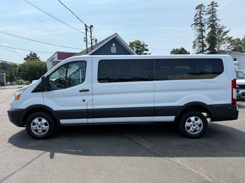 Used 2018 Ford Transit 350 XLT RWD image 4