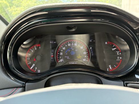 Used 2024 Dodge Durango GT RWD image 28