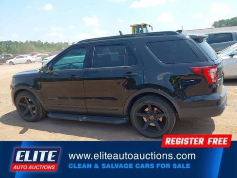Used 2017 Ford Explorer Sport w/ Equipment Group 401A AWD/4WD image 28
