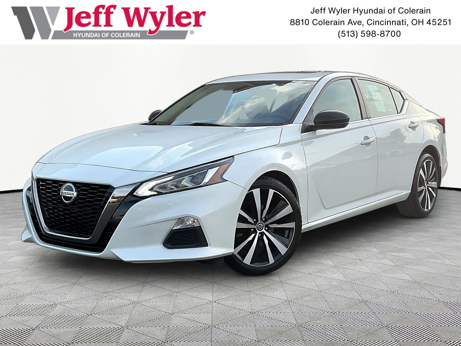Used 2019 Nissan Altima 2.5 SR w/ SR Premium Package AWD/4WD image 1