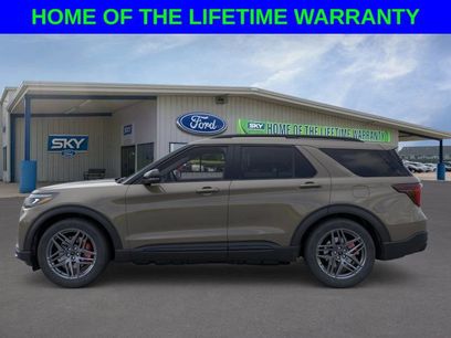 New 2026 Ford Explorer ST w/ Sun And Sound Package