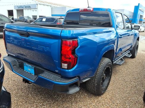 Used 2024 Chevrolet Colorado LT w/ LT Convenience Package II RWD image 7