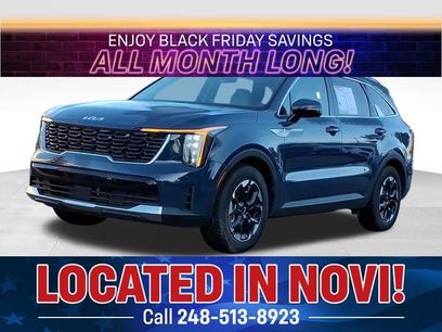 Used 2025 Kia Sorento S w/ Panoramic Sunroof Package
