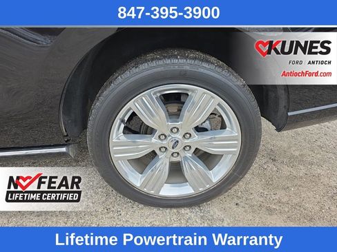 Used 2024 Ford Expedition Platinum image 12
