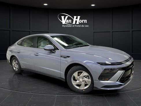 New 2026 Hyundai Sonata SE image 1