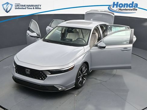 New 2026 Honda Accord Touring image 32