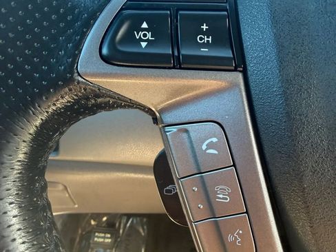 Used 2014 Honda Odyssey Touring image 20