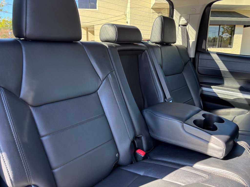 Used 2017 Toyota Tundra Limited w/ Limited Premium Package AWD/4WD image 27
