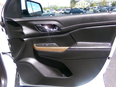 Used 2019 GMC Acadia SLE AWD/4WD image 38